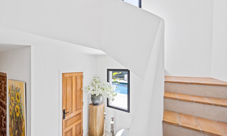 Resale - Villa -
Oliva - Oliva Pueblo
