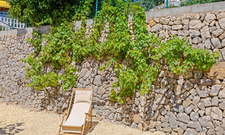 Resale - Villa -
Oliva - Oliva Pueblo