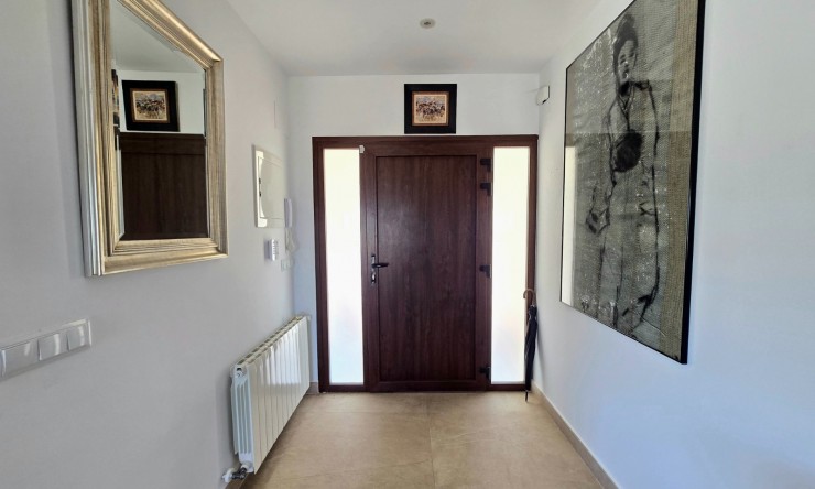 Resale - Villa -
Altea