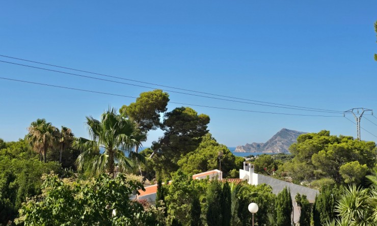 Resale - Villa -
Altea