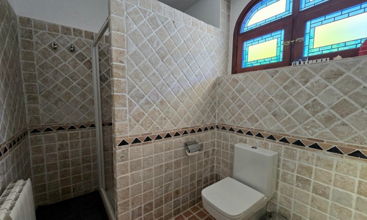 Resale - Villa -
Altea