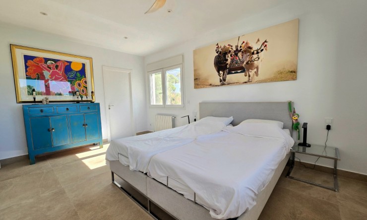 Resale - Villa -
Altea