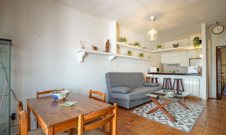 Resale - Apartment -
Moraira - Pueblo Alcasar