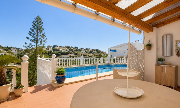 Resale - Villa -
Benissa - Cala Advocat - Baladrar