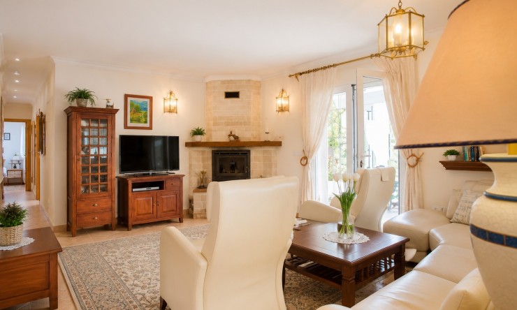 Resale - Villa -
Benissa - Cala Advocat - Baladrar