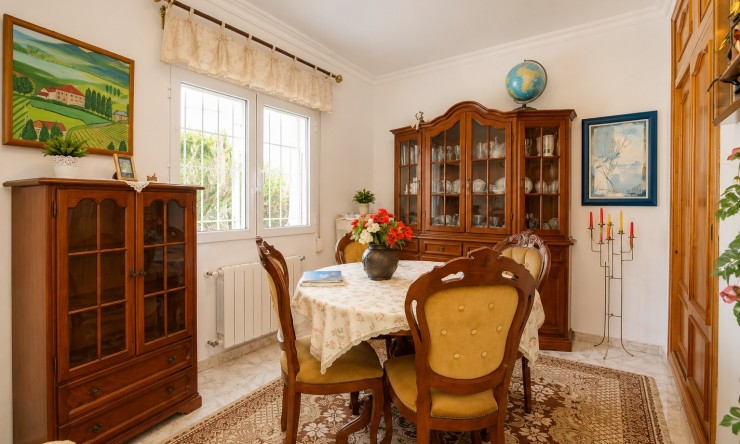 Resale - Villa -
Benissa - Cala Advocat - Baladrar