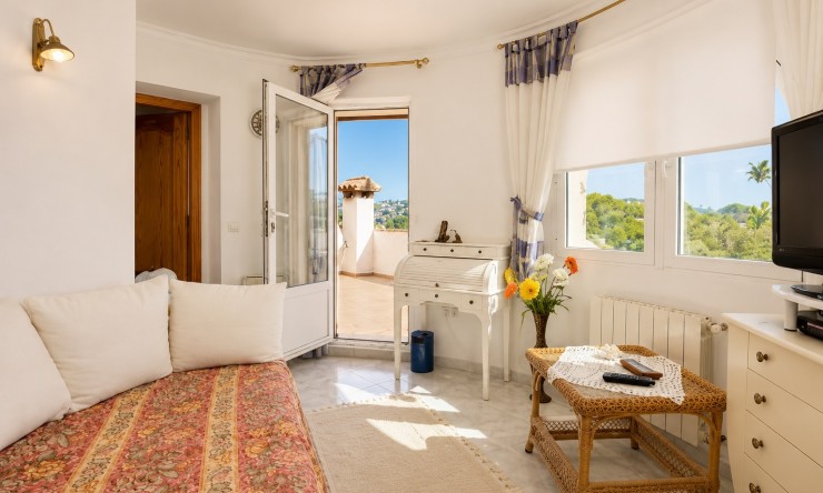 Resale - Villa -
Benissa - Cala Advocat - Baladrar