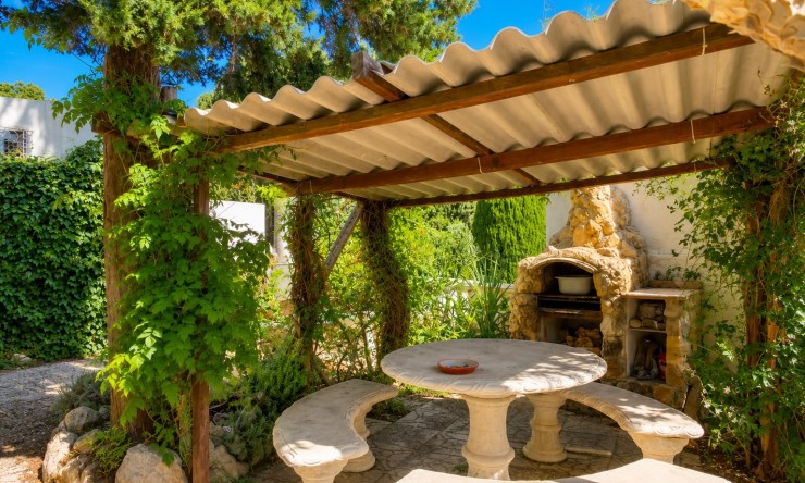 Resale - Villa -
Benissa - Cala Advocat - Baladrar