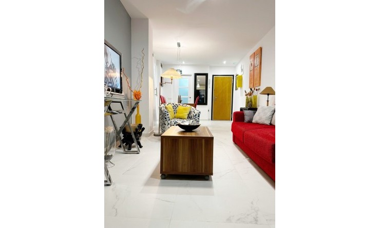 Resale - Flat -
Denia - El Puerto