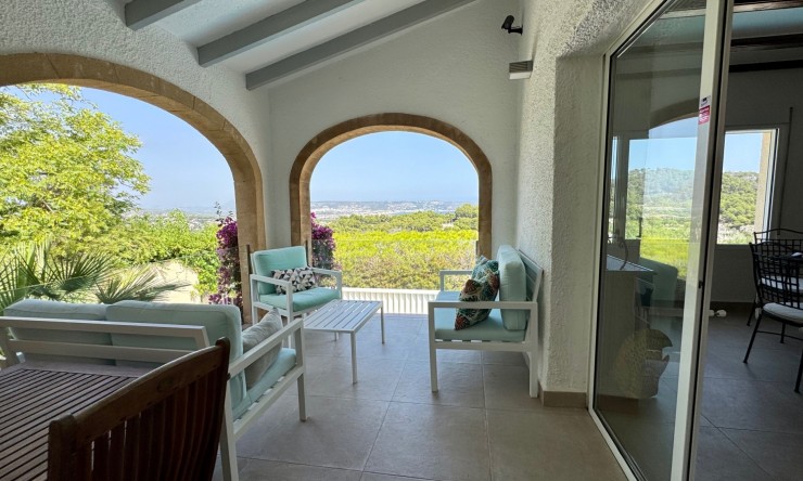 Resale - Villa -
Jávea - Cap Marti