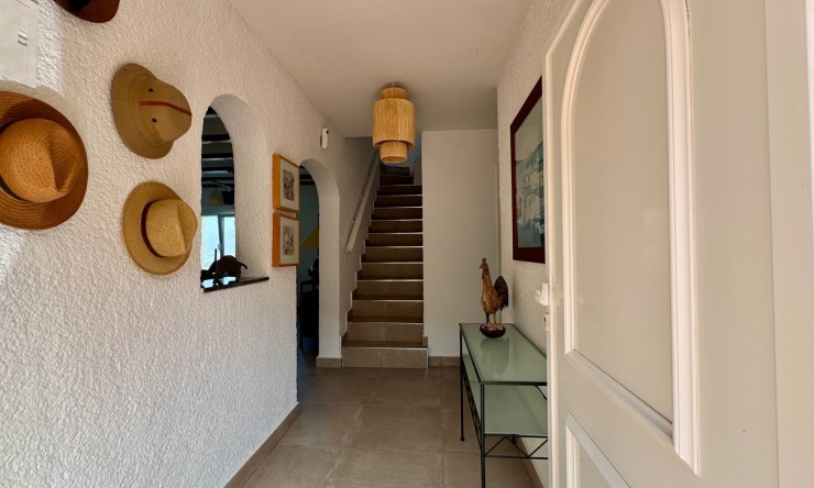 Resale - Villa -
Jávea - Cap Marti