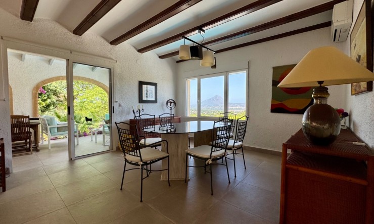 Resale - Villa -
Jávea - Cap Marti