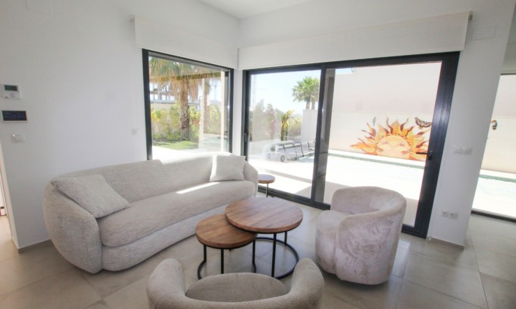 Resale - Villa -
Finestrat - Golf Bahia