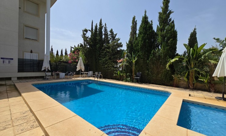 Reventa - Apartamento -
Altea