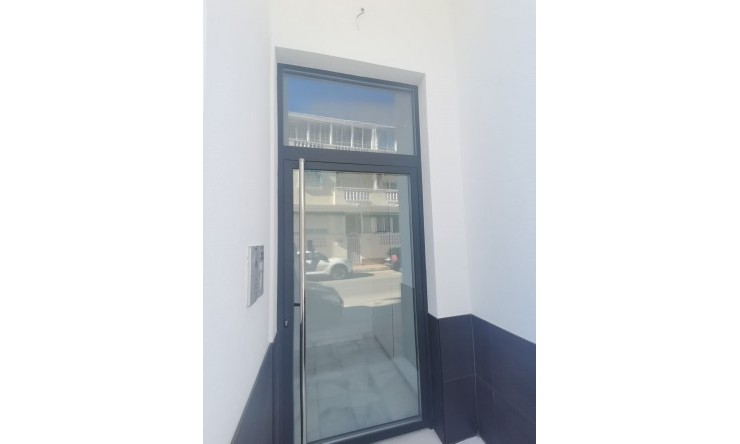 Neue Gebäude - Wohnung -
Torrevieja