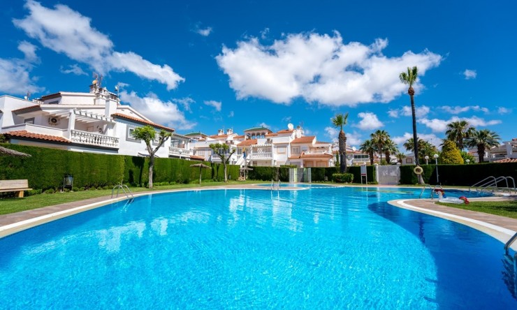 Resale - Rustic House -
Orihuela Costa - La Florida