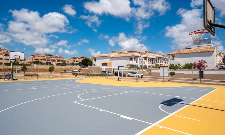 Resale - Rustic House -
Orihuela Costa - La Florida