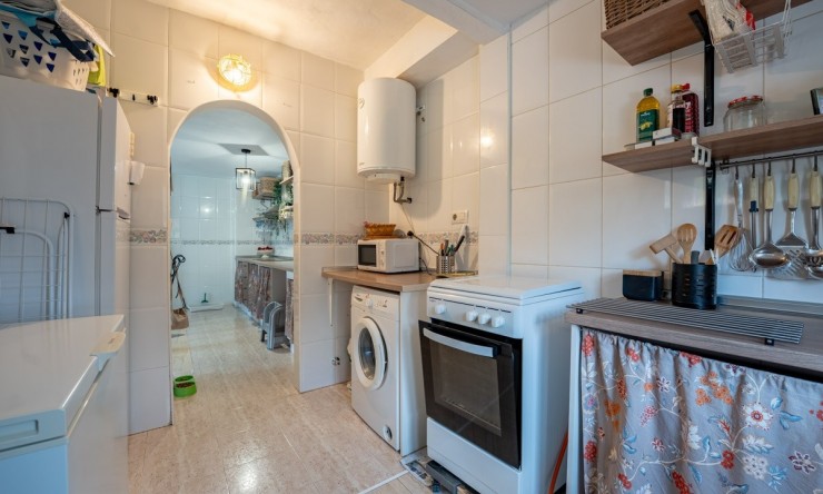 Resale - Rustic House -
Orihuela Costa - La Florida