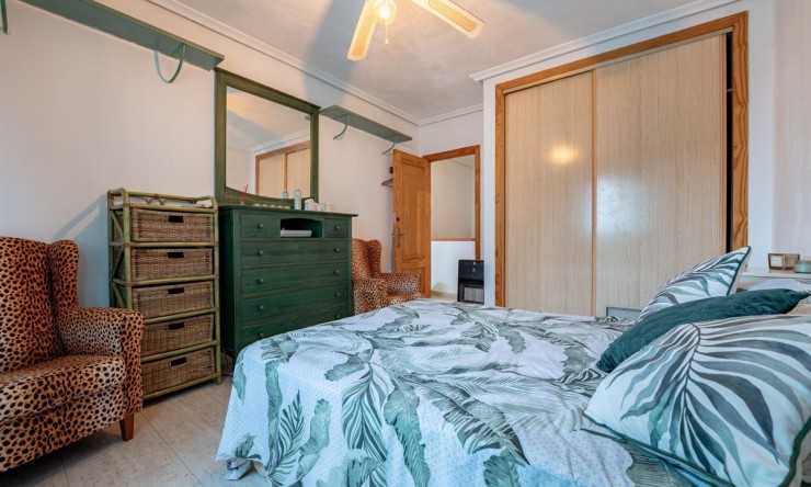 Resale - Rustic House -
Orihuela Costa - La Florida