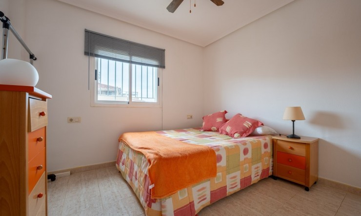 Resale - Rustic House -
Orihuela Costa - La Florida