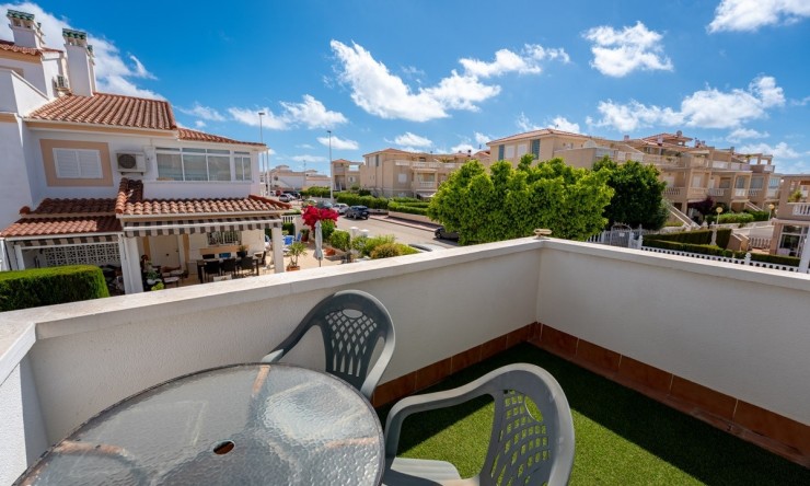 Resale - Rustic House -
Orihuela Costa - La Florida