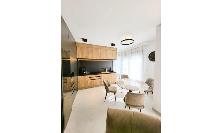 Rynek Wtórny - Apartament -
San Miguel de Salinas