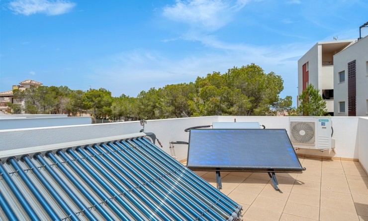 Revente - Villa -
Orihuela Costa - Villamartín
