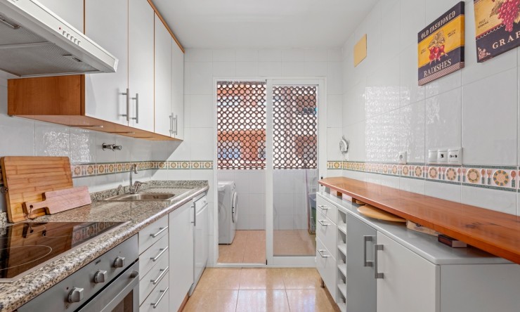 Reventa - Apartamento -
Cabo Roig