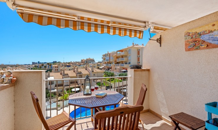 Reventa - Apartamento -
Cabo Roig