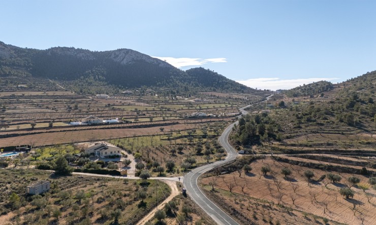 Revente - Maison de campagne -
La Zarza