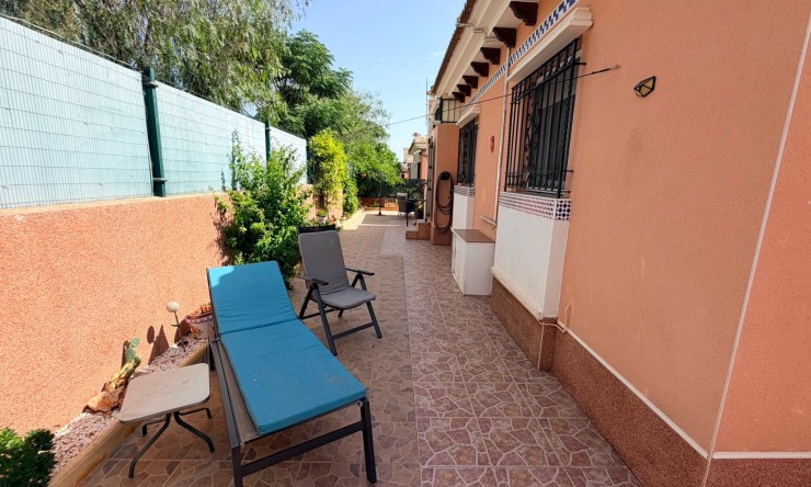 Resale - Villa -
Los Montesinos - La Herrada