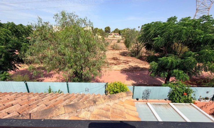 Resale - Villa -
Los Montesinos - La Herrada