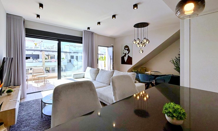 Rynek Wtórny - Penthouse -
Orihuela Costa - Punta Prima