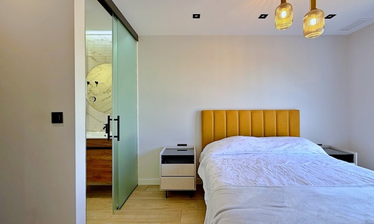Rynek Wtórny - Penthouse -
Orihuela Costa - Punta Prima