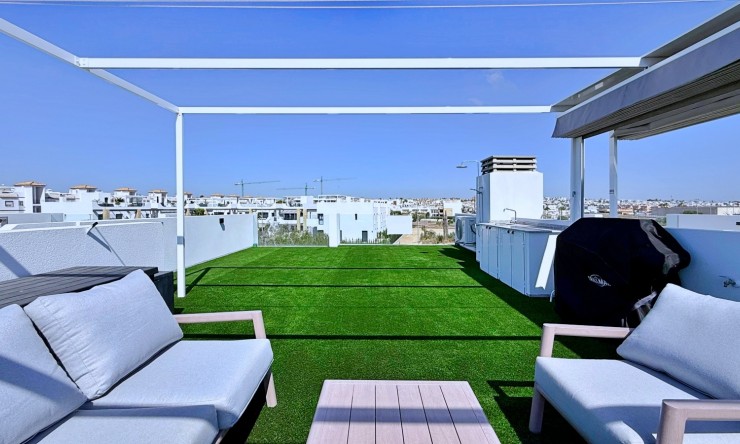 Rynek Wtórny - Penthouse -
Orihuela Costa - Punta Prima