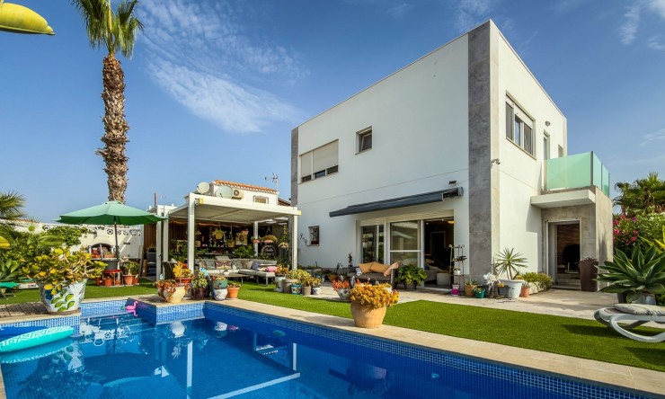 Revente - Villa -
TORREVIEJA - Torreta - Florida