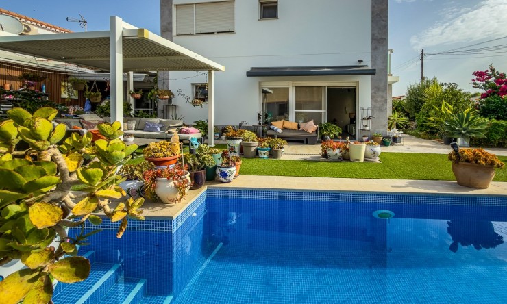 Revente - Villa -
TORREVIEJA - Torreta - Florida