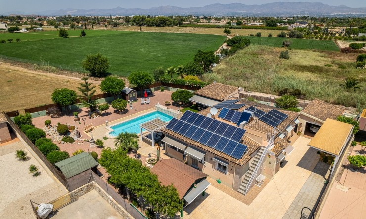 Resale - Villa -
CATRAL - Catral