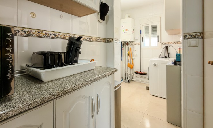 Resale - Villa -
CATRAL - Catral