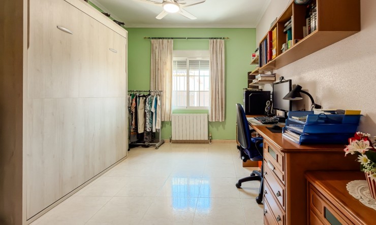 Resale - Villa -
CATRAL - Catral