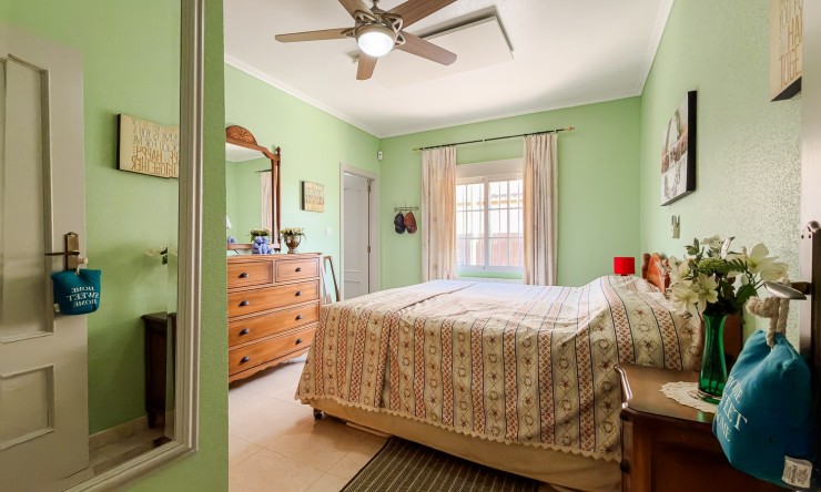 Resale - Villa -
CATRAL - Catral