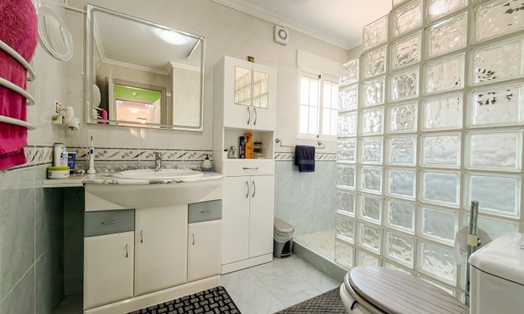 Resale - Villa -
CATRAL - Catral