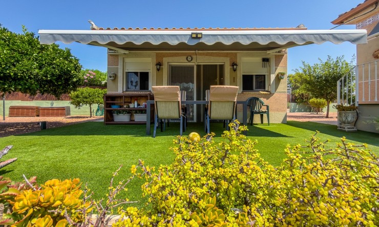 Resale - Villa -
CATRAL - Catral