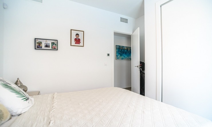 Resale - Villa -
ALGORFA - La Finca Golf