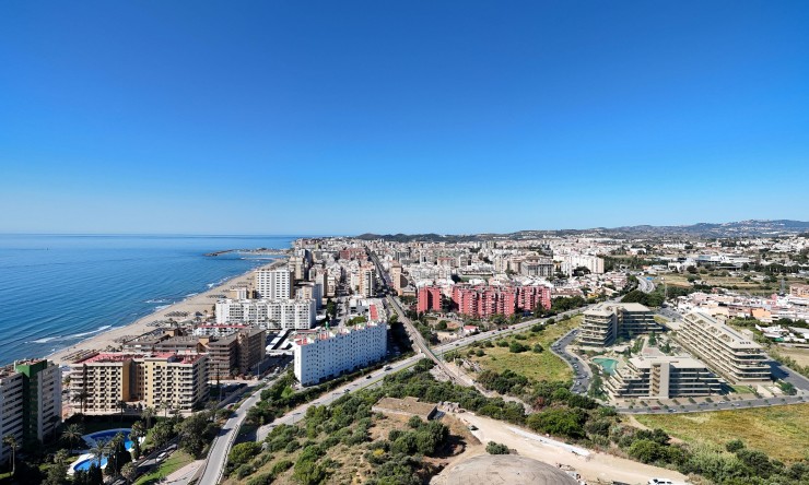New Build - Apartment -
Fuengirola