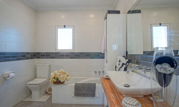 Reventa - Villa -
El Vergel