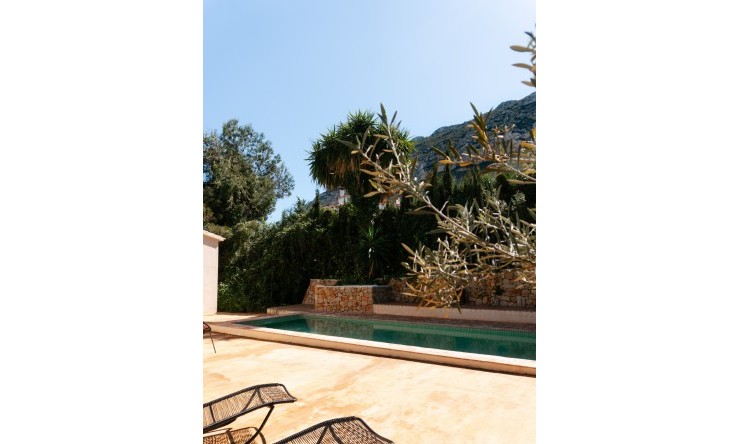 Resale - Villa -
Denia - El Montgó