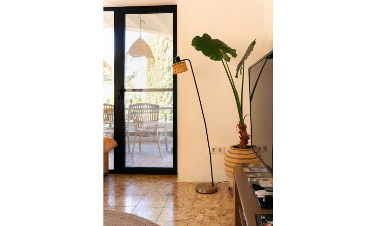 Resale - Villa -
Denia - El Montgó