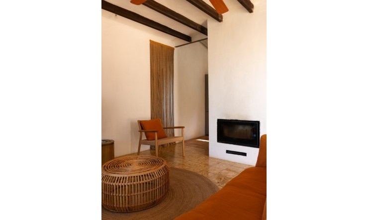 Resale - Villa -
Denia - El Montgó