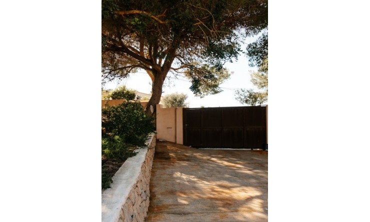 Resale - Villa -
Denia - El Montgó